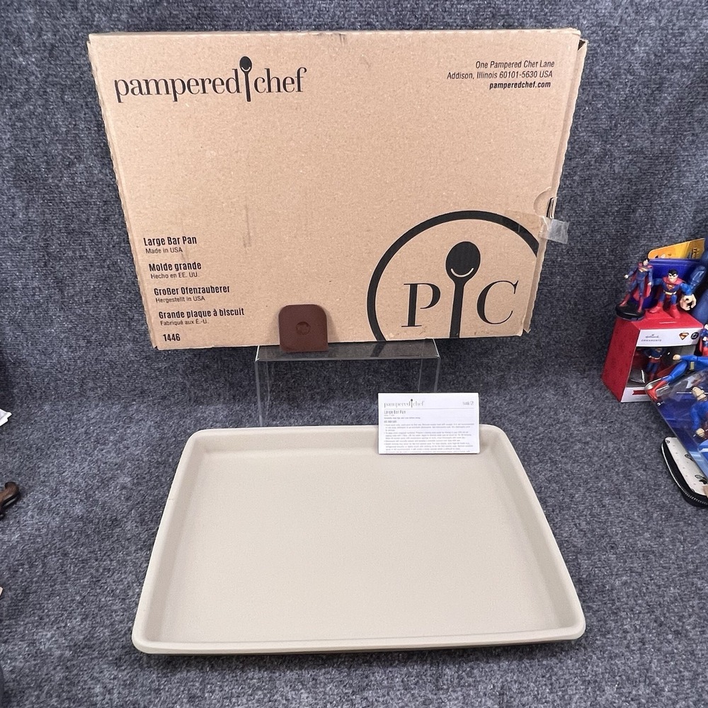 New Pampered Chef Stoneware Large Bar Baking Pan #1446 14.5"x 10.25 x 1"